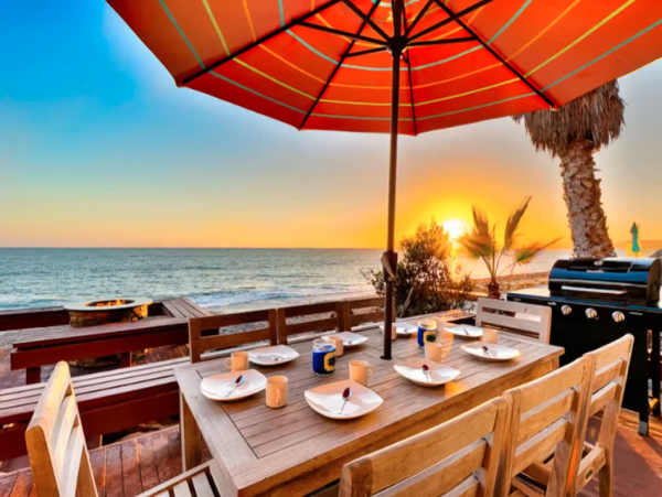Oceanfront Retreat in Capo Beach - Luxurious 4-Bedroom Getaway